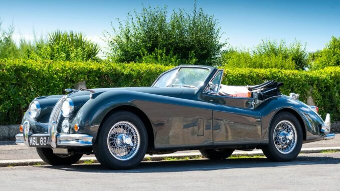 Jaguar XK140 Drophead Coupé del 1955