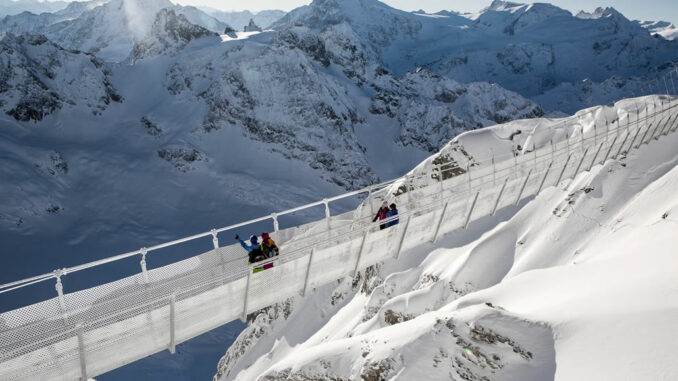 Il ponte sospeso «Titlis Cliff Walk »