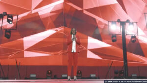 Viola Davis attrice su palco Sphere durante keynote Delta al CES 2025