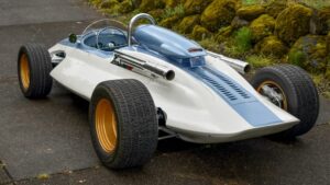 Vista posteriore Chevrolet CERV 1 Replica Roadster del 1959